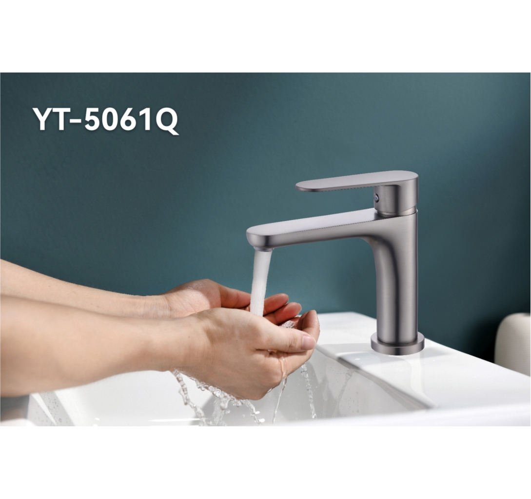 59精铜主体 水镀拉丝枪灰 面盆龙头5061Q.jpg